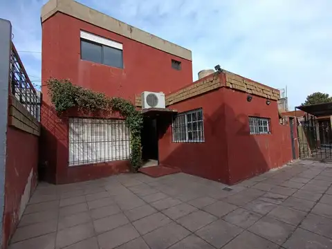 VENTA-PH 4 AMBIENTES EN CASTELAR