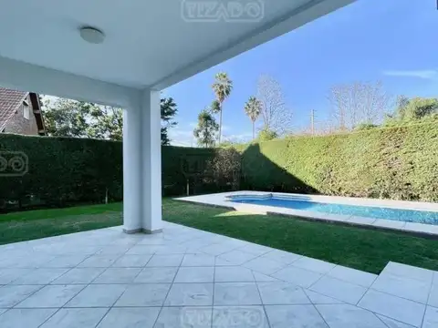 Casa  en Alquiler en Banco Provincia, Francisco Álvarez, Moreno
