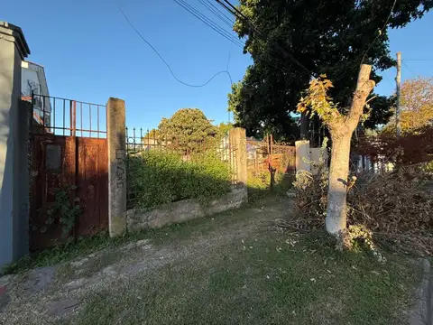 Ingeniero Luis Laporte  al 4100