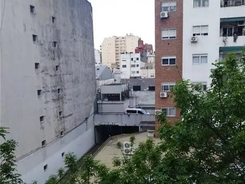 Gascon 600, Piso 4