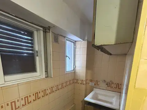 BV ILLIA 200, Piso 1