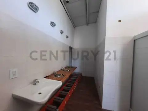 Padre Luis Varetto 1300, Piso 0