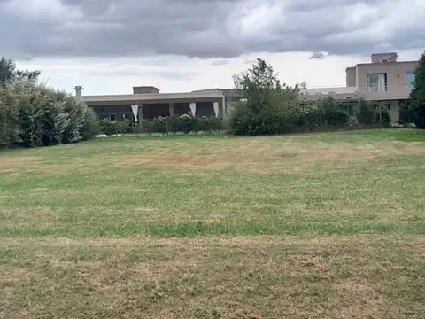 Lote interno en venta Haras Santa Maria Escobar