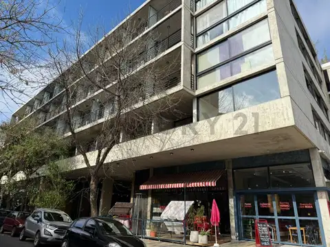 Washington 3400, Piso 2