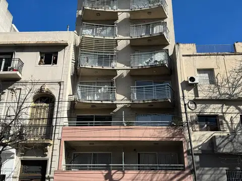 Avenida La Plata 1500