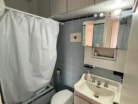 Nueva York 2300, Piso 2