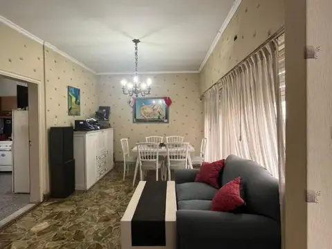 Depto Tipo Casa en Venta de 3 ambientes