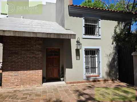 Casa 4 ambientes con 1 baño