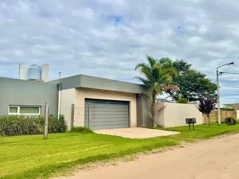 Casa quinta en Oses y Serafini