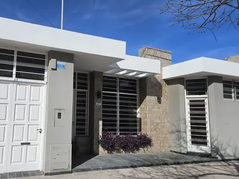 VENTA/CASA/3 DORMITORIOS/Bª 9 DE JULIO