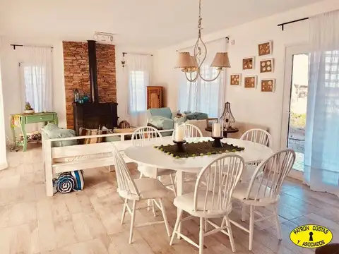 Casa en Alquiler Temporal con 1 cochera