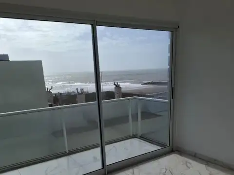 Ricardo Gutierrez 800, Piso 8°