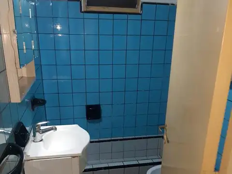 Depto Tipo Casa en Venta 50 años