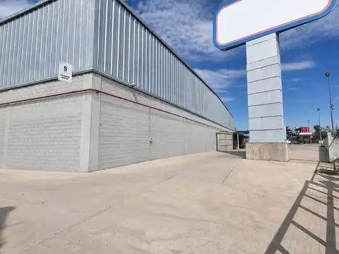 ALQUILER GALPÓN 800m2 CIRCUNVALACIÓN ZONA NORTE