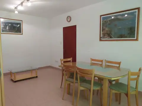 Departamento en Alquiler en Barrio Tres Cerritos, $ 700.000