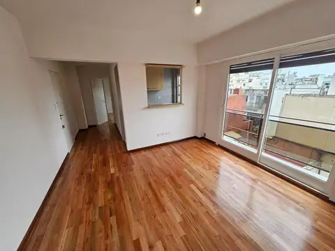 Dos ambientes a nuevo en Recoleta 