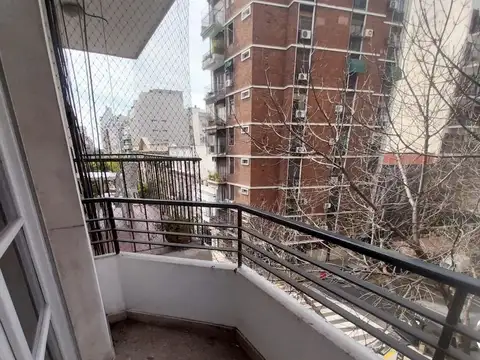 Recoleta  - Azcuénaga 1500, 3 amb, 70 mts con balcón