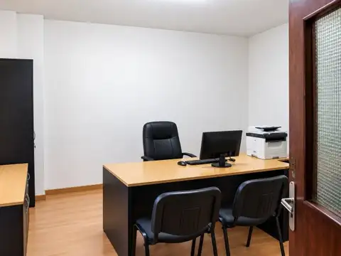 Oficina en Venta 56 años
