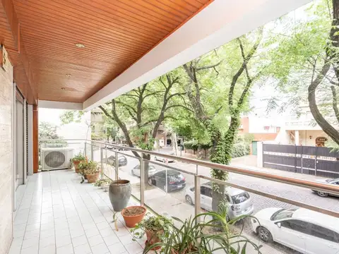 Departamento en Venta de 6 ambientes