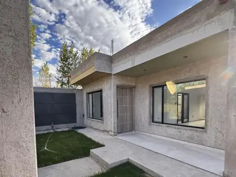 Casa en venta, Allen Rio Negro