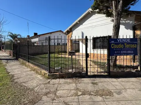 DOS CASAS EN MISMO LOTE A LA VENTA EN R. CALZADA