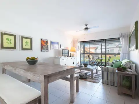 Departamento en Venta en Península, USD 210.000