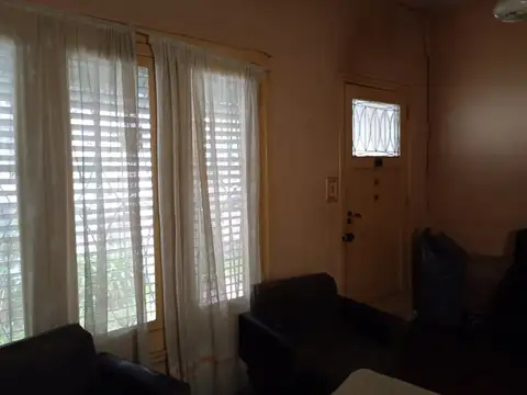 Depto Tipo Casa en Venta 76 años