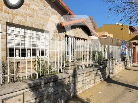 Casa en Venta en Lanús, USD 250.000