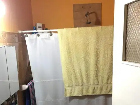 CASA EN LOTE PROPIO :: OPORTUNIDAD :: EXCELENTE :: CONSULTE