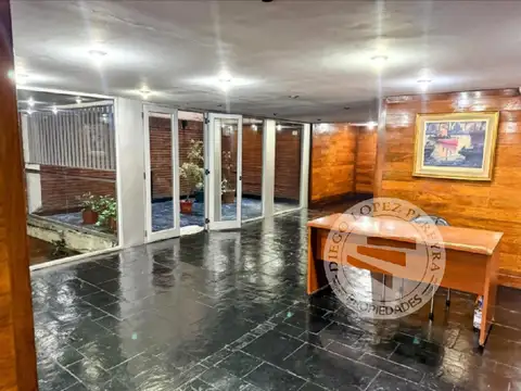 Mario Bravo 100, Piso 1