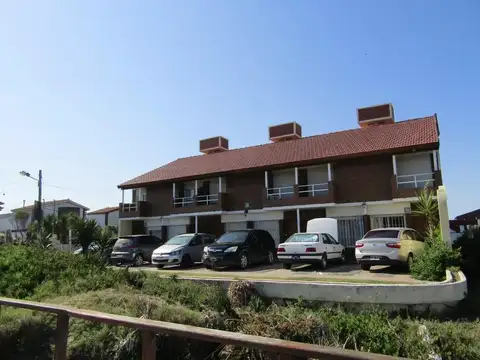 VENTA EN BLOQUE COMPLEJO DE 6 DUPLEX EN MAR DEL TUYU