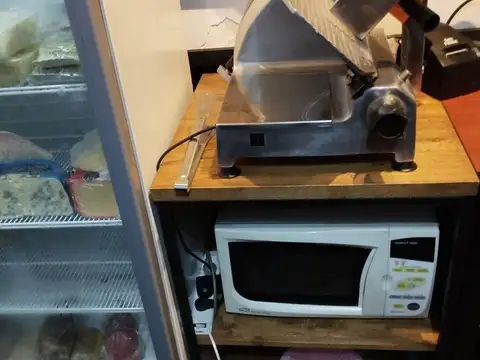 Fondo Comercio en Venta 50 años