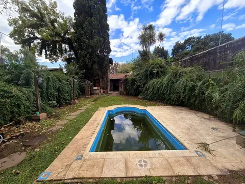 VENTA CASA 3 AMBIENTES LA REJA PILETA PERMUTA