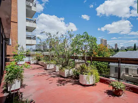 PISO CON BALCÓN TERRAZA Y COCHERA FIJA