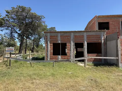 Casa 3 Amb. En Venta A Terminar - Moreno Norte