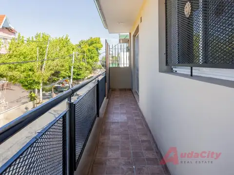 VENTA DEPARTAMENTO 2 AMBIENTES AL FRENTE CON BALCON J.L. SUAREZ SAN MARTIN
