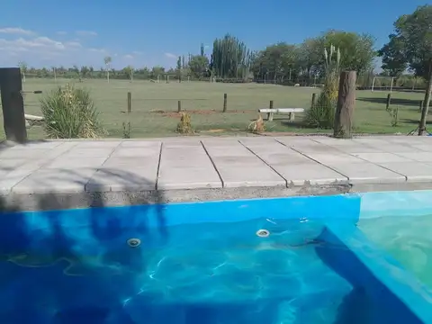 Quinta de 7 ha, con múltiples instalaciones