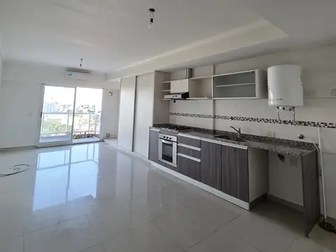 HERMOSO MONOAMBIENTE DE 34M2 TOTALES CON BALCON Y PARRILLA PROPIA AL CONTRAFRENTE