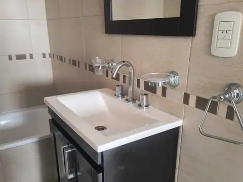 2 Rivadavia 15700, Piso 5