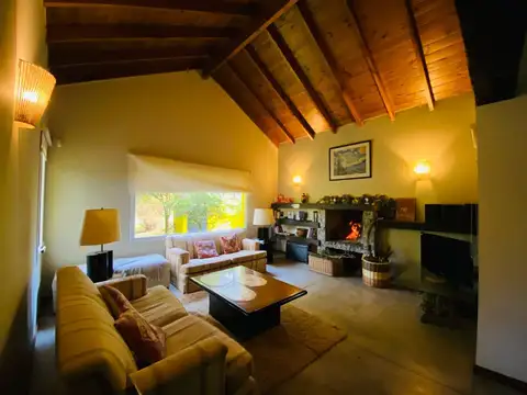 Casa en Venta en Mar Azul, USD 230.000