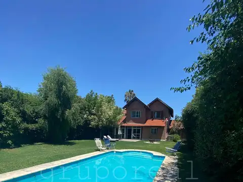 Casa en venta en Campos De Echeverria