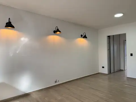 Departamento tipo casa en venta en Jose Leon Suarez- A ESTRENAR CON PISCINA