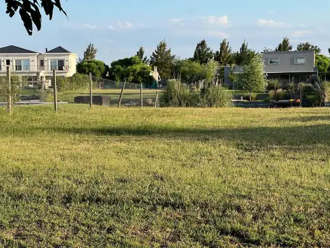 Lote en Venta a la Laguna, Acepta Financiación, 982m2, en San Matias, Escobar, GBA Norte