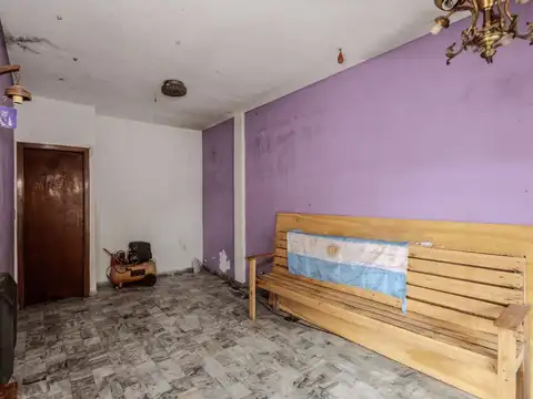Casa 5 ambientes con 2 baños
