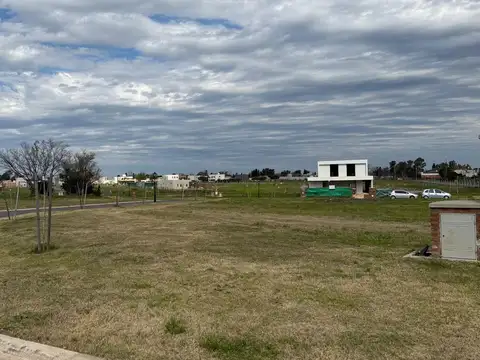 Santa Sofia Lote 187