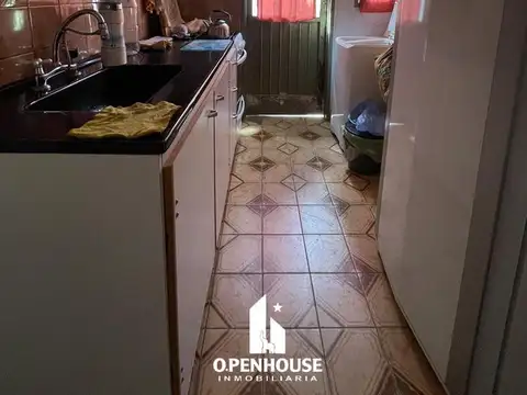 Casa 4 ambientes con 1 baño