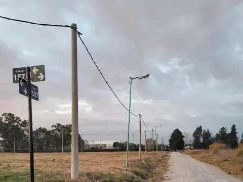 Terreno en Venta 27  mts Fondo