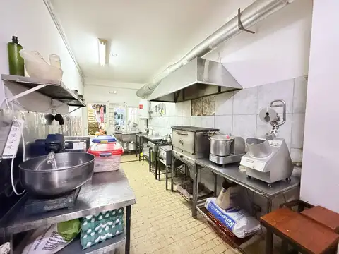 Local en Venta 40 años