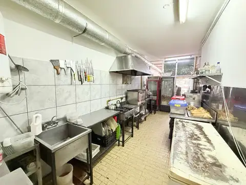 Venta local comercial con renta en Barrio Chino