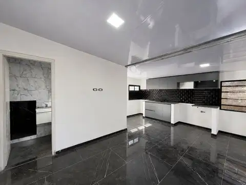 Casa en Alquiler en La Plata, Partido de La Plata